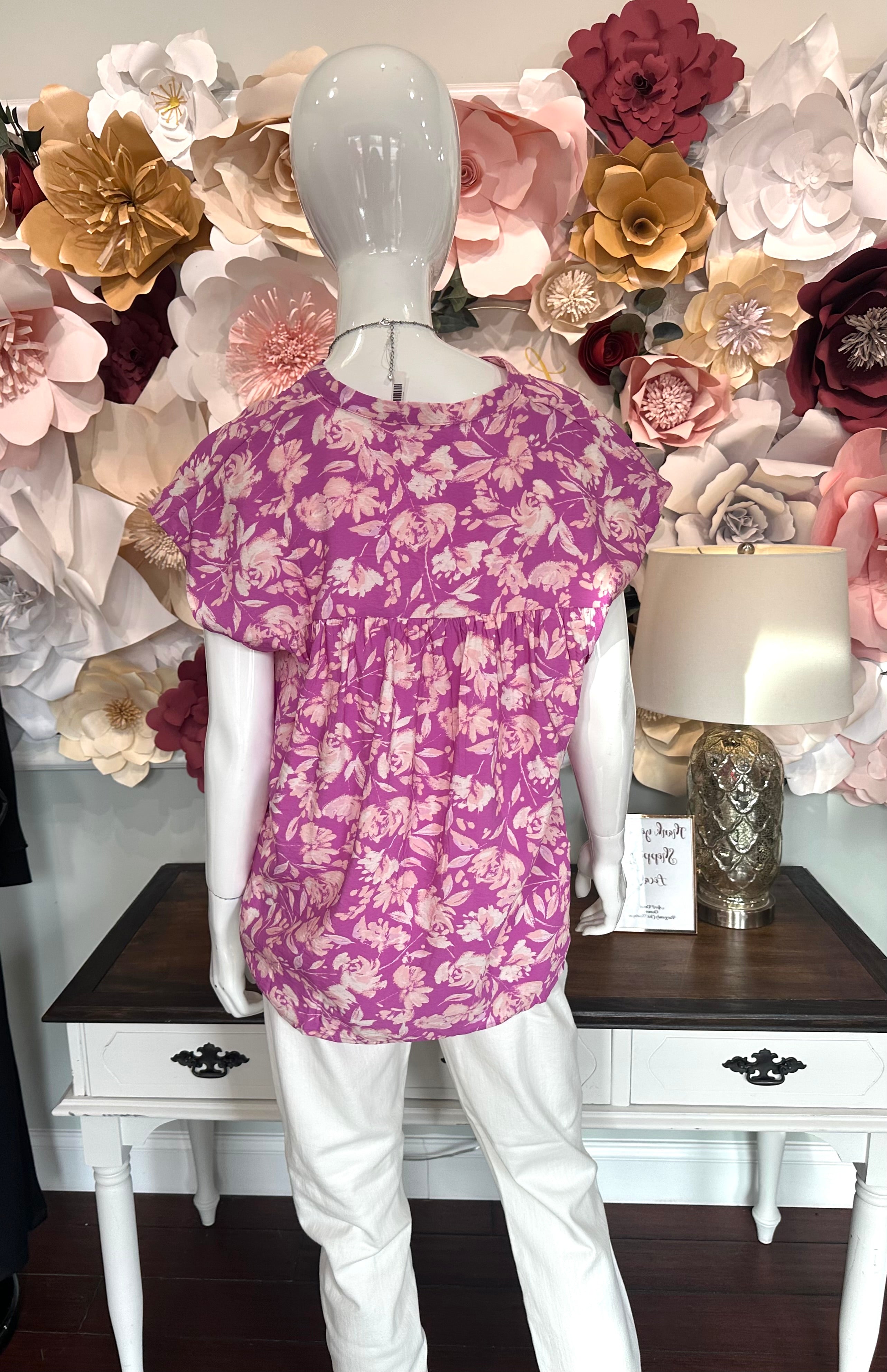 Magenta Floral printed top with cap sleeve