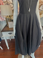 Black Solid Wide Sleeveless Dress