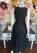 Black Solid Wide Sleeveless Dress