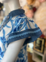 Blue floral Split Neck S/S top