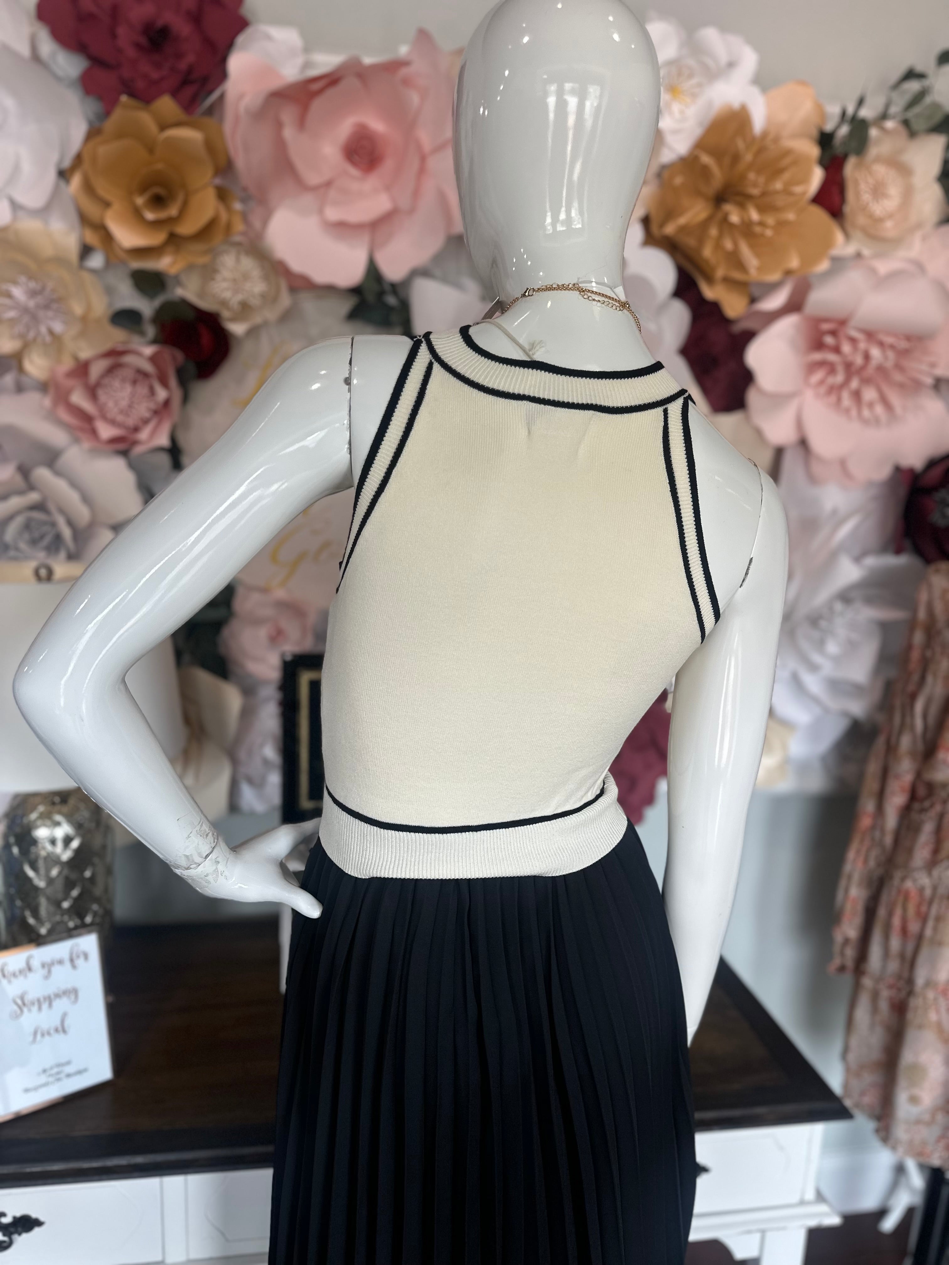 Black/Cream Pleated Maxi Dress