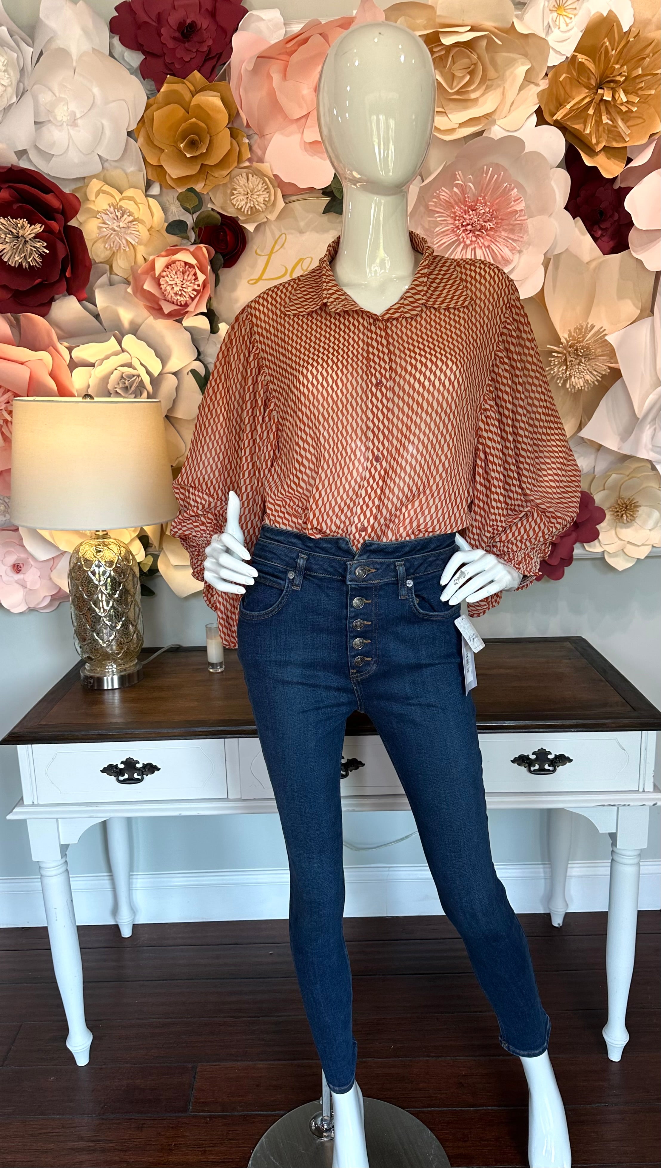 Clay Printed Bubble Sleeve Top