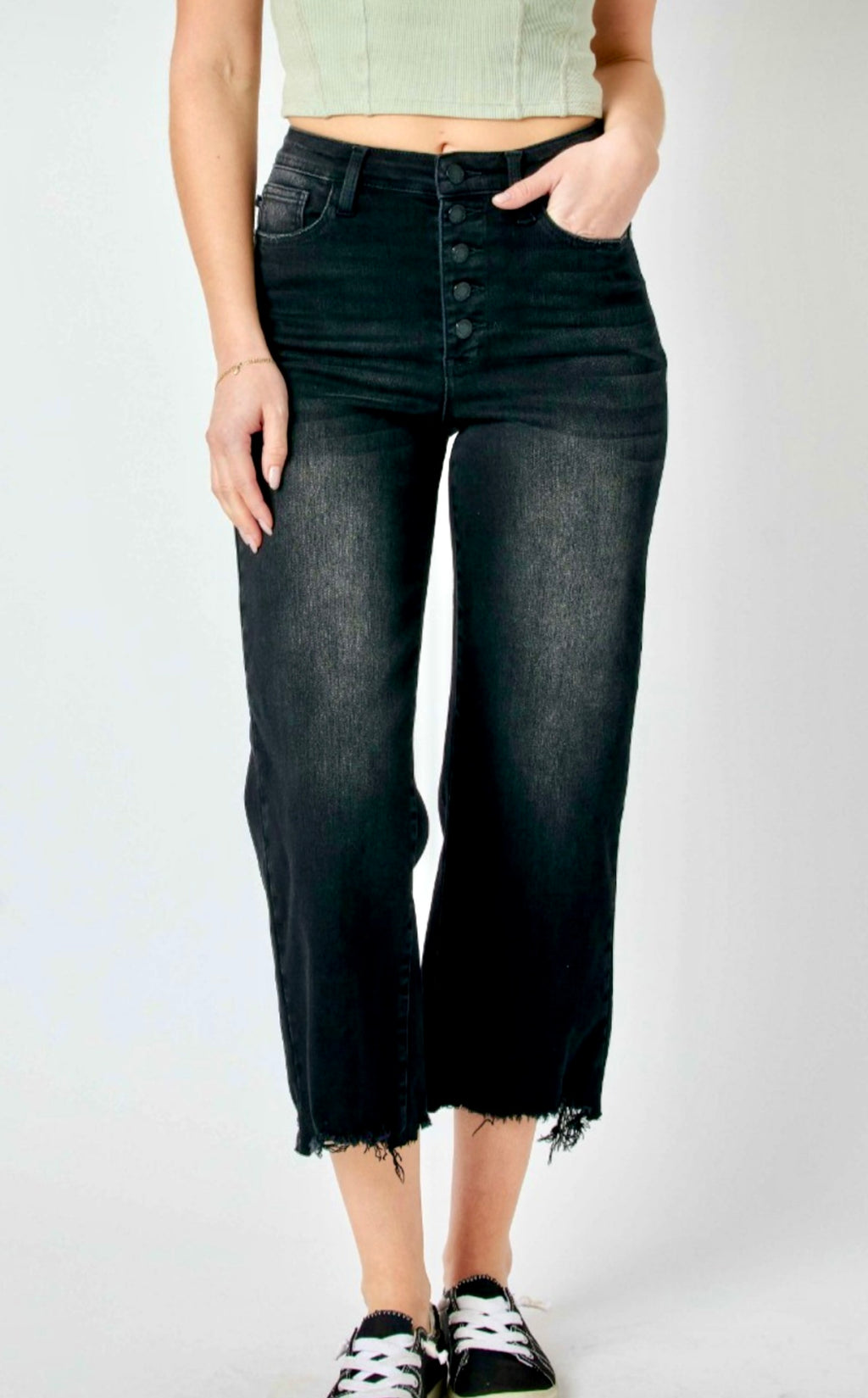 JB Black HW Destroy Raw Hem Crop