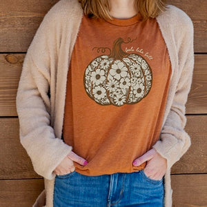 Rust Feels Like Fall Floral tee