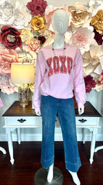 Pink Sweatshirt "XOXO"