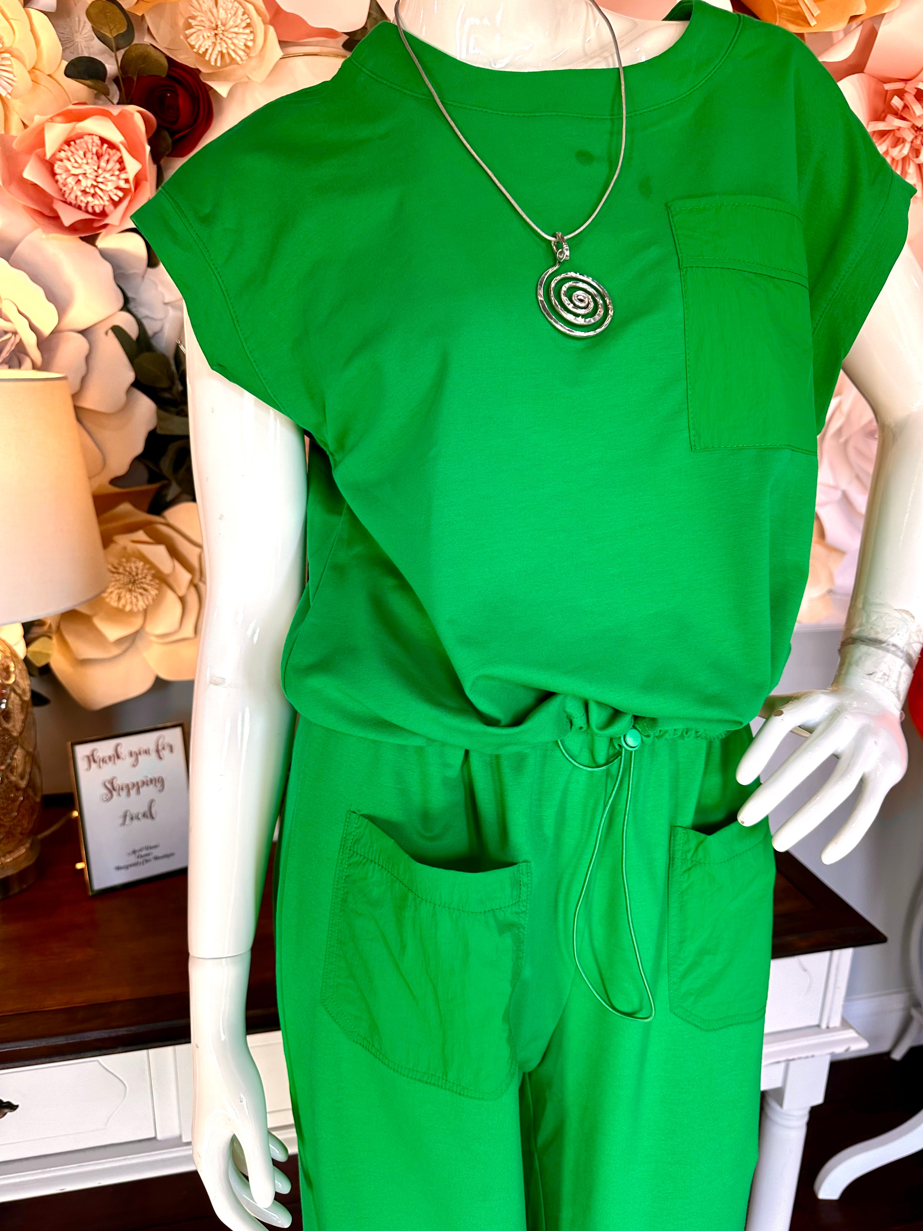 Green Short Sleeve top with drawstring