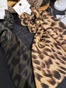 Scrunch Long tail Leopard